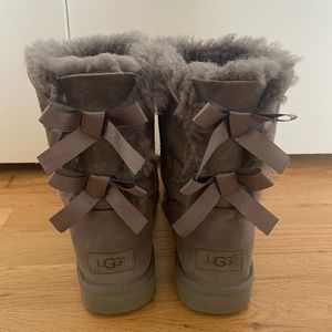 UGG Boots with Bows!